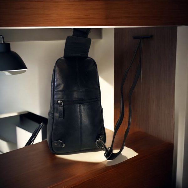diplomat Δερμάτινο Τσαντάκι crossbody LV88 Μαύρο - Image 4