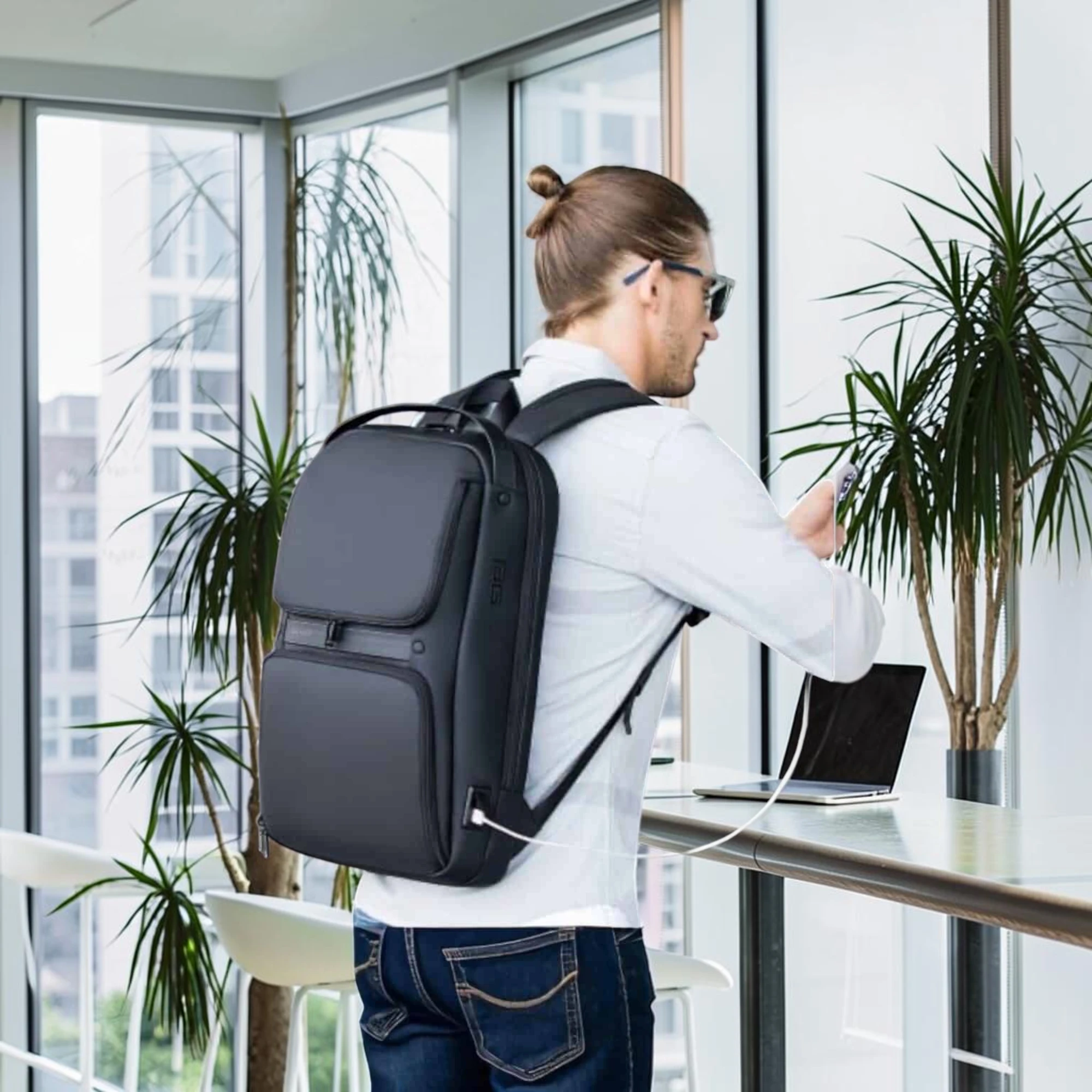 Bange 7261 Σακίδιο Laptop 15,6” 20L Μαύρο