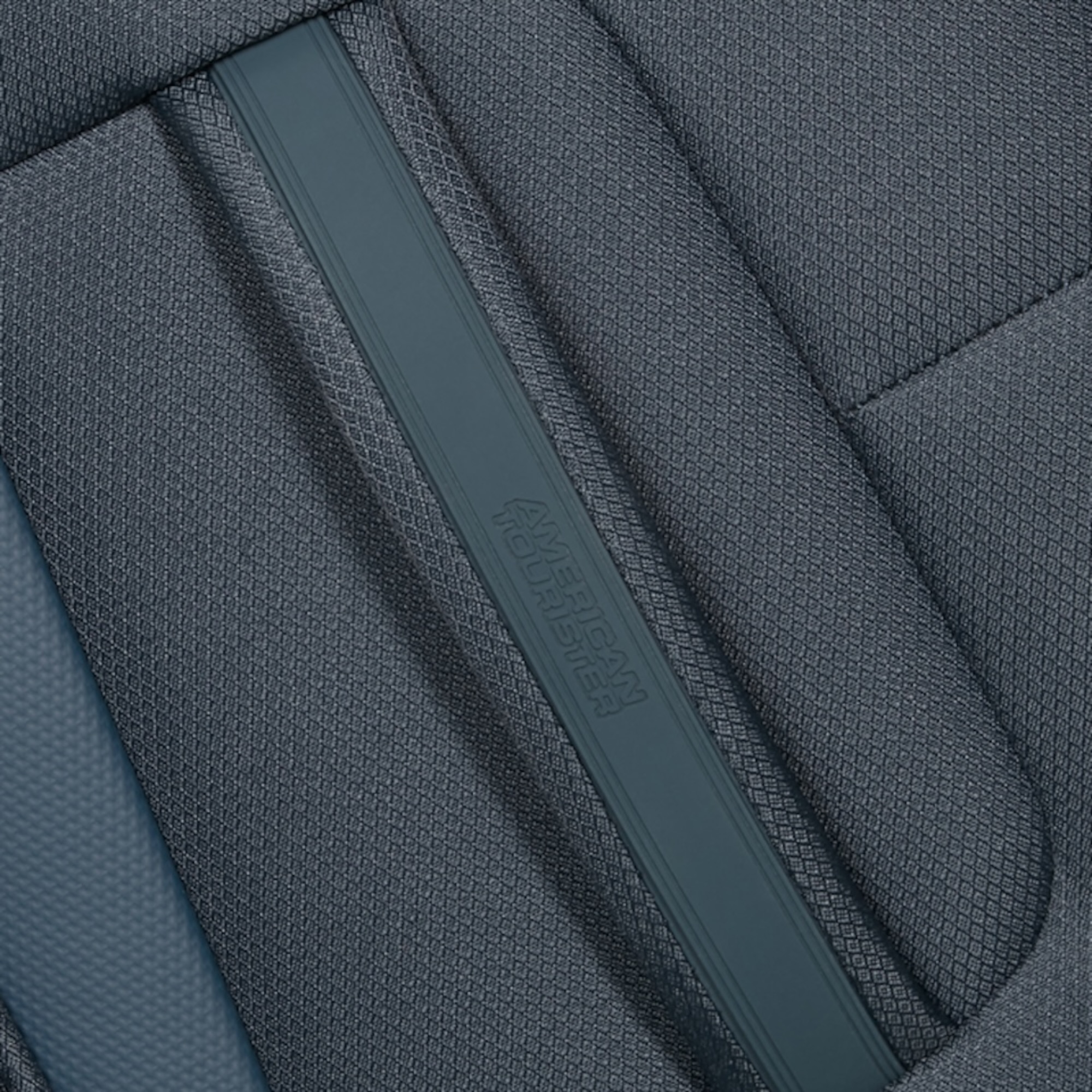 American Tourister Βαλίτσα 68cm Wanderlite Dark Navy