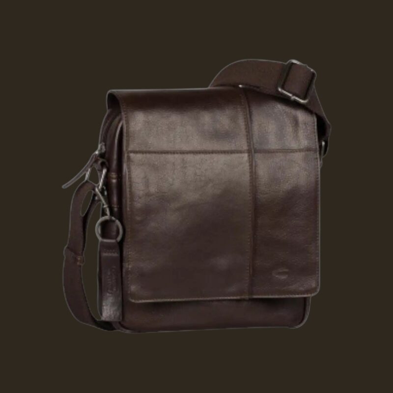 Camel Active Pine δερμάτινη τσάντα ώμου με καπάκι καφέ M