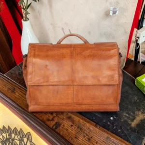 Spikes & Sparrow Benzo Δερμάτινος Χαρτοφύλακας Laptop 15,6'' Κονιάκ