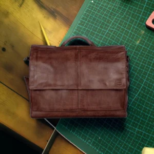 Spikes & Sparrow Benzo Δερμάτινος Χαρτοφύλακας Laptop 15,6'' Σκούρο Καφέ