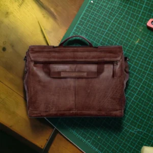 Spikes & Sparrow Benzo Δερμάτινος Χαρτοφύλακας Laptop 15,6'' Σκούρο Καφέ