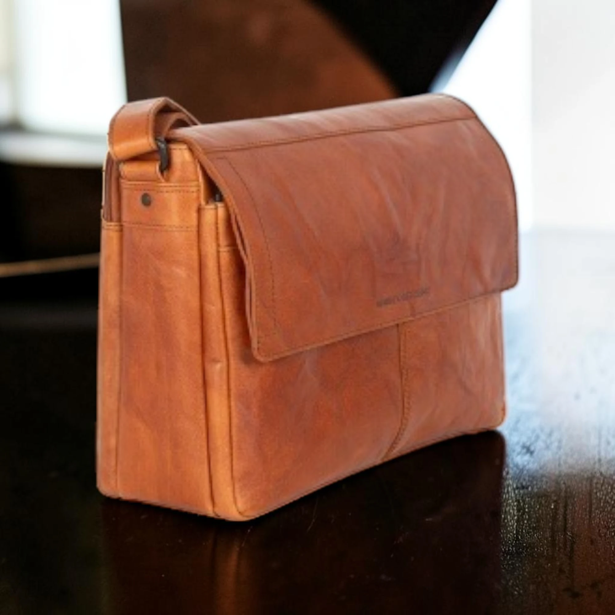 Spikes & Sparrow Ronn Δερμάτινος Χαρτοφύλακας Laptop 15,6'' Κονιάκ