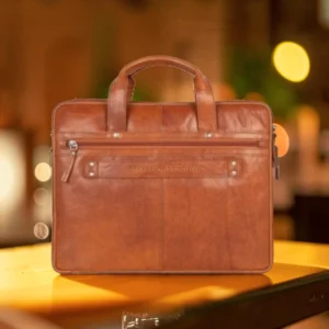 Spikes & Sparrow Montana Δερμάτινος Χαρτοφύλακας Laptop 15'' Κονιάκ