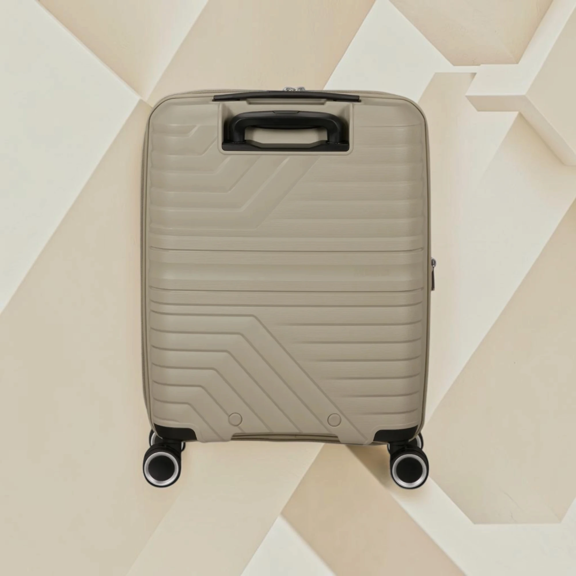 American Tourister Flytwist Επεκτεινόμενη Βαλίτσα Καμπίνας 55 cm Μπεζ